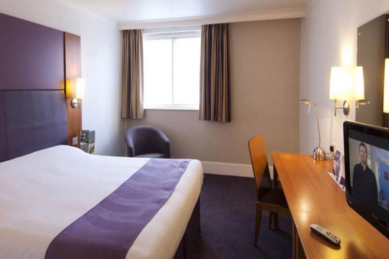 Premier Inn Chorley North Exterior foto